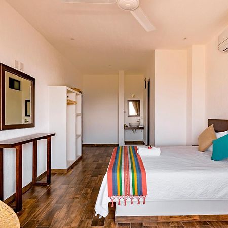 Punta Kai Hotel & Hostal Puerto Escondido  Kamer foto